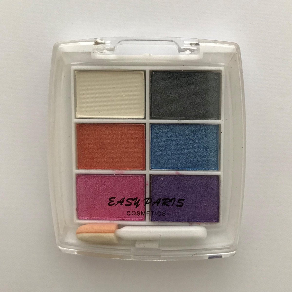 Easy Paris - Oogschaduw Palette - wit en zwart en rood en blauw en roze en paars - shimmer - nummer 02 - 1 klein doosje met 6 palletjes en applicator