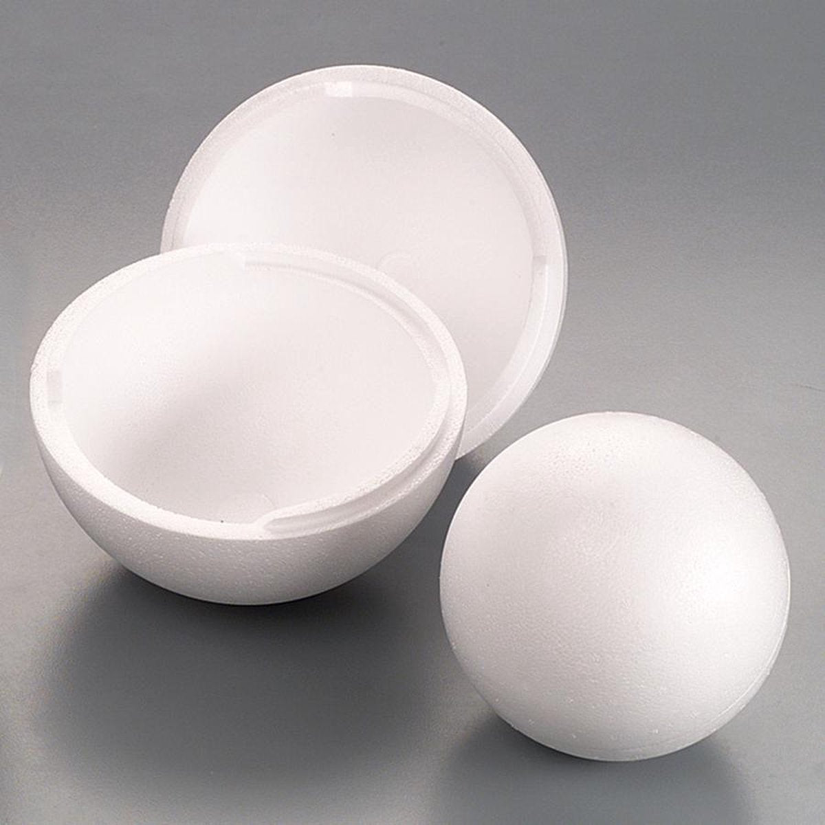 Styropor bal 25cm tweedelig - 3 STUKS.