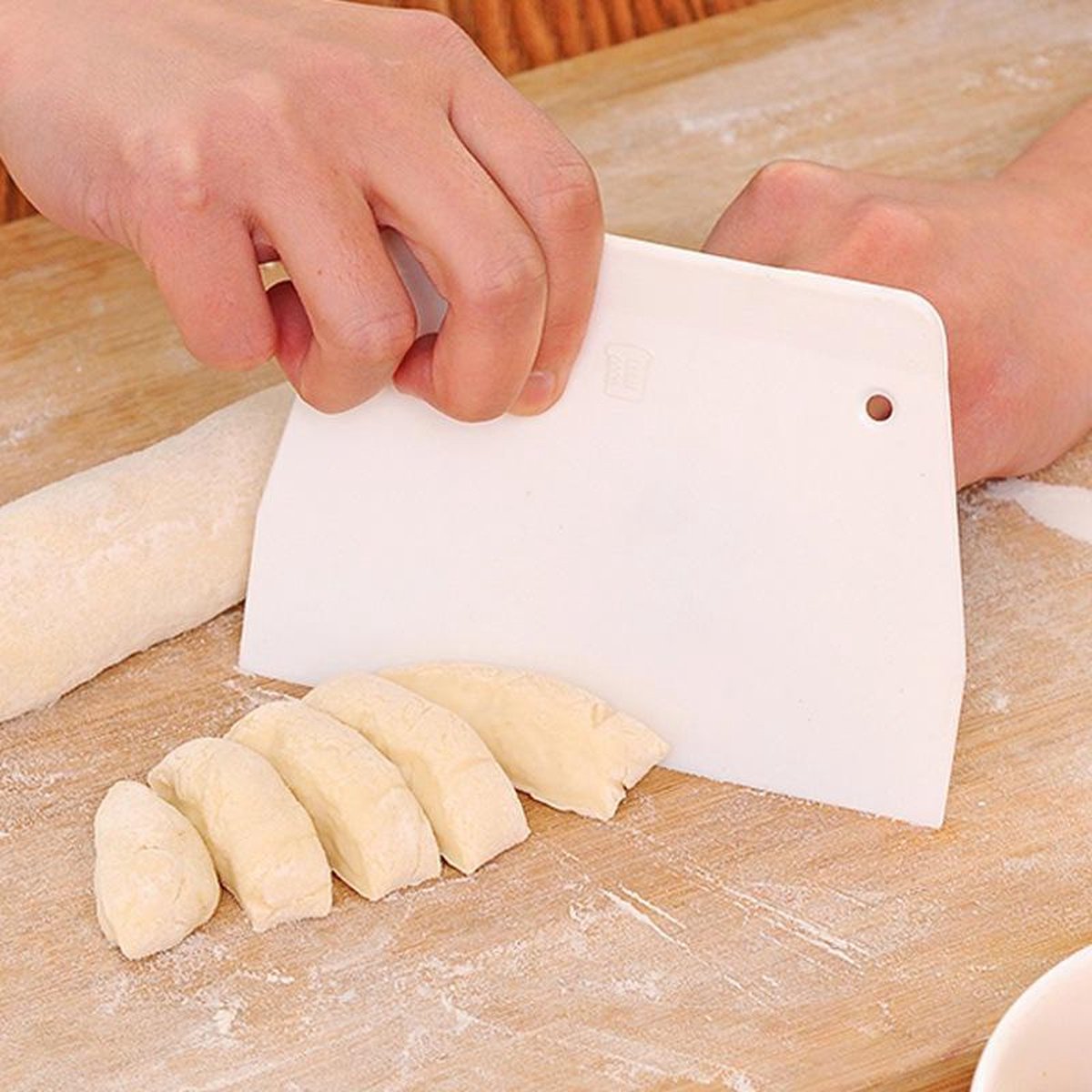 Deegschraper|Deegsnijder|Deegkrabber|Voor taart en cake|EPIN