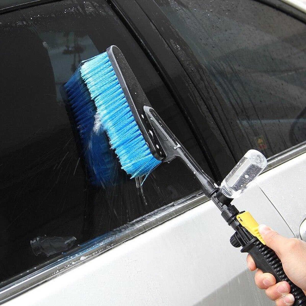 Auto was borstel - met shampoo dispenser - schuimborstel - auto schoonmaken - wasborstel