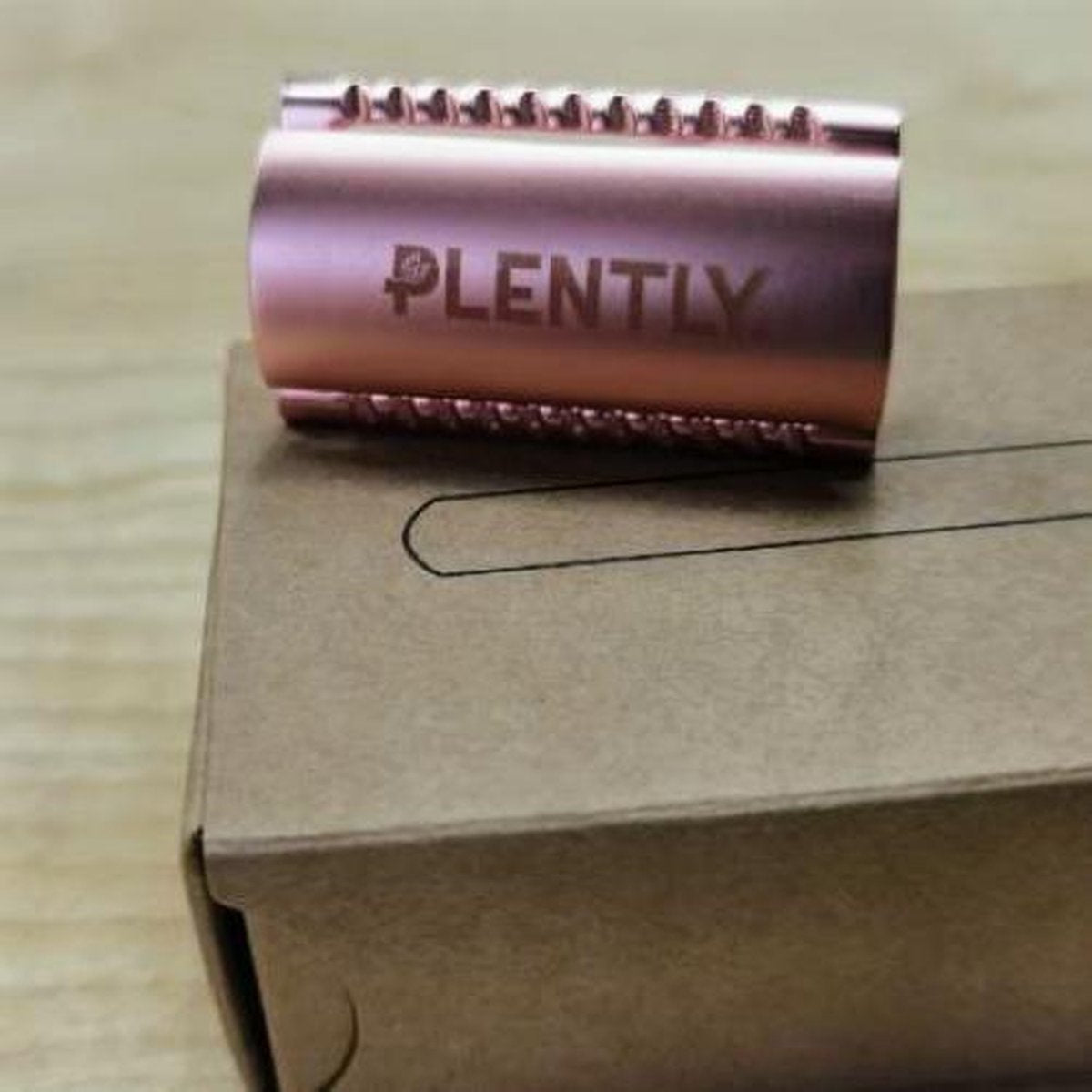Plently Safety Razor - Zero Waste - Metalen - Roségoud - Inclusief 5 extra scheermesjes