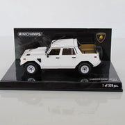 Minichamps 1:43 Lamborghini LM002 - 1984