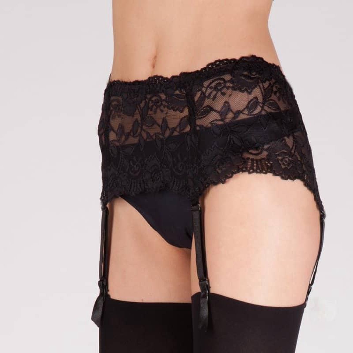 Silky jarretelgordel kant kleur: zwart maat: XL