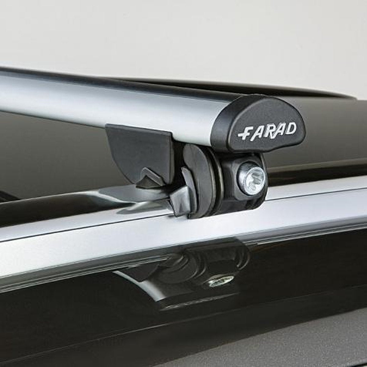 Faradbox Dakdragers BMW 5 Touring-F11 2010> gesloten dakrail