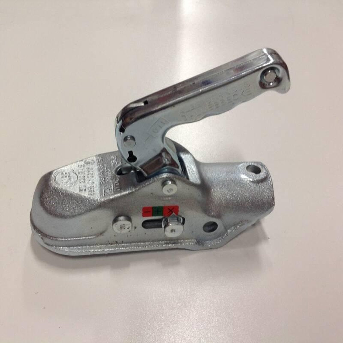 Koppeling 05650 Albe EM 300R-B/3000kg Ø50-51 1xH12
