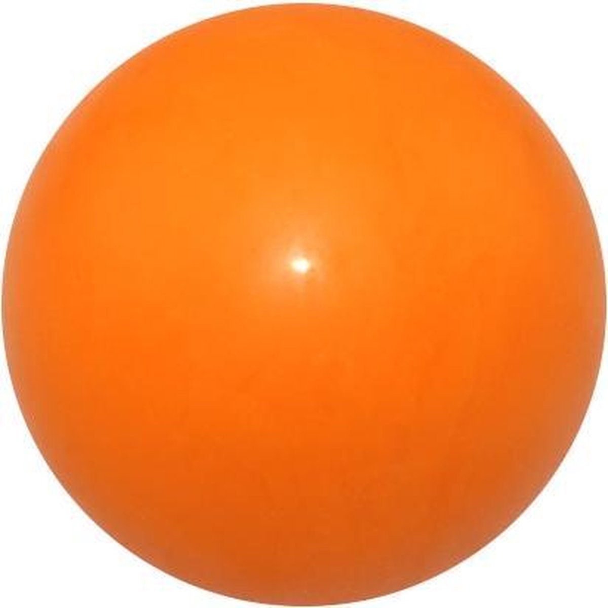 Een solide rubberen bal in de kleur oranje.