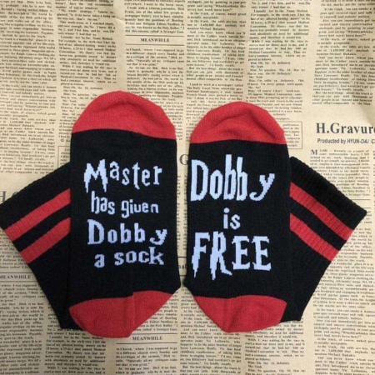 Fun sokken 'Dobby is Free' Zwart/Rood (91202)