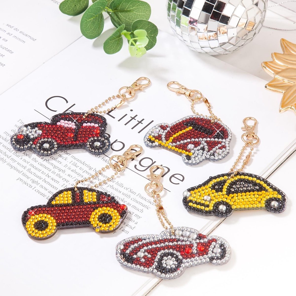 Huntex Diamond Painting Dubbelzijdige Sleutelhanger Set Auto's 5 Stuks - Diament - Pakket Volwassenen - Auto - Accessoires - Accesoires - Kinderen - Disney - Pakket Full - Pakket Volledig - Dieren