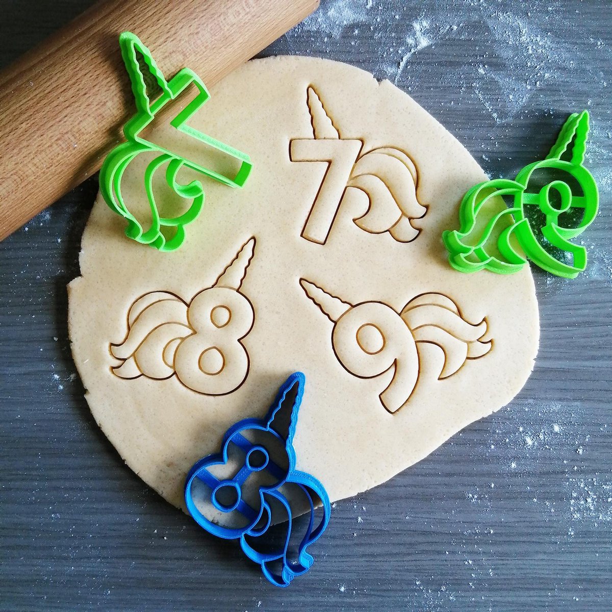 Koekjesvorm | 3-delige set | Eenhoorn - Unicorn | Verjaardag - Cijfer - Nummer - 7 8 9 | Cookie cutter | Uitsteekvorm | Bakvorm | 8cm