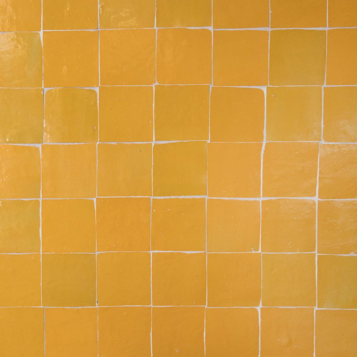 Stylingboard tile ocher yellow