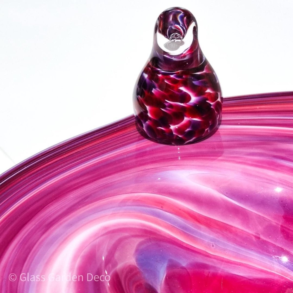 Glass Garden Deco - Tuindecoratie - Handgemaakte glassculptuur - Vogelbad + 2 vogels - Malve