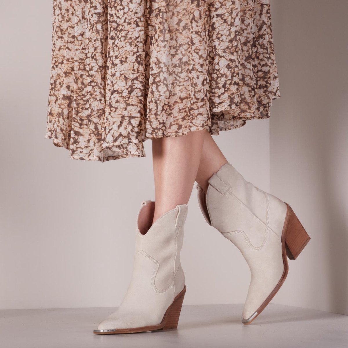 Bronx Dames Enkellaarsjes New-kole 34176 - Beige - Maat 40