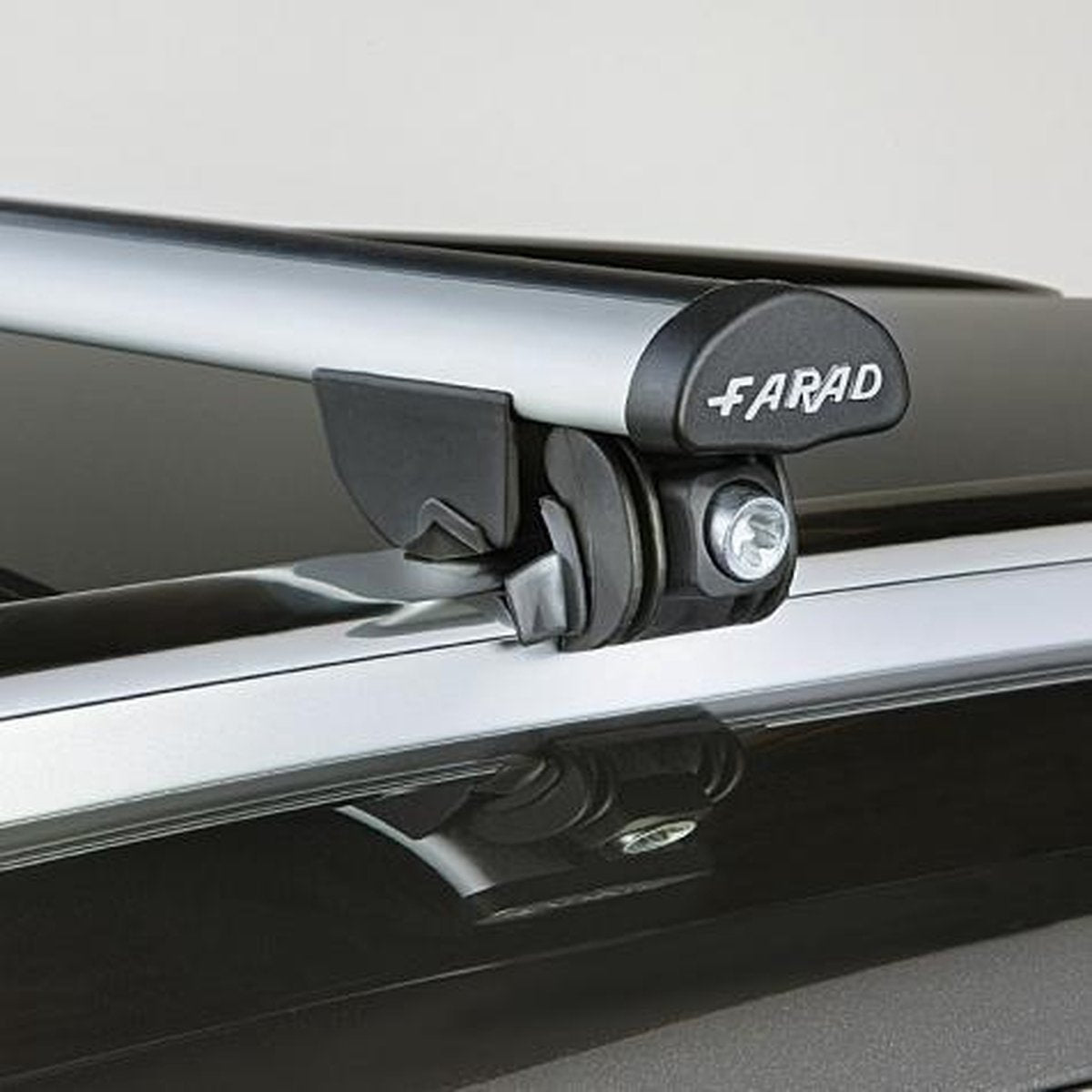 Faradbox Dakdragers Opel Crossland X 2017> gesloten dakrail