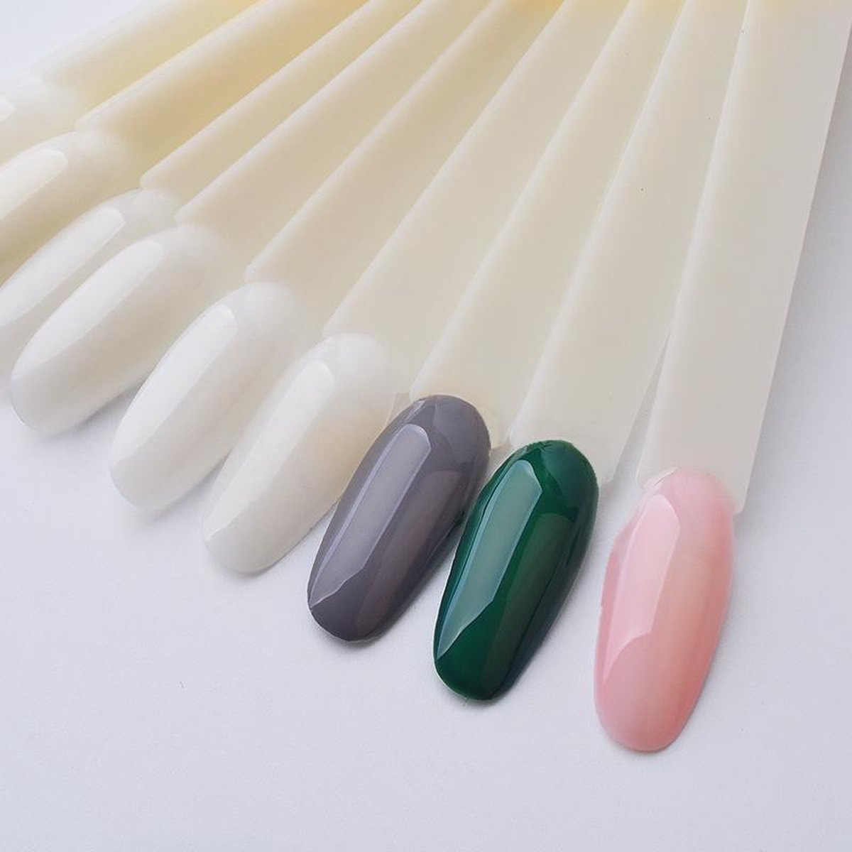 Rounded nagel | nagel display MILKY WIT | nep nagels | Kunstnagel Acrylnagel | 50 stuks verschillende kleuren nagellak | Nagelwaaier| nagellak | False Nail |Nagel Display Ring Waaier | nepnagels