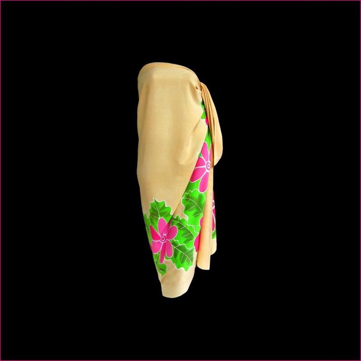 Champagne-kleurige Batik Sarong Pareo Omslagdoek Hamamdoek StrandLaken Bloemen Roze Beste Kwaliteit Rayon Viscose 115 * 180 cm