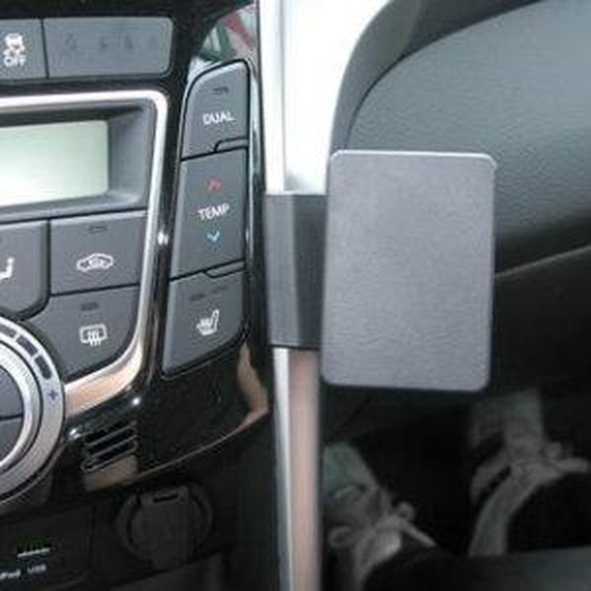 Brodit 854755 ProClip voor de Hyundai i30 12 - Angled Mount