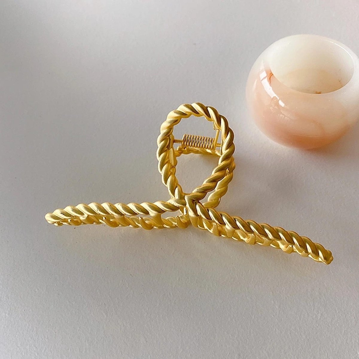 Geometrisch minimalistisch design Mat goud gedraaide metalen haarclip groot formaat -18k goud verguld-hoge kwaliteit