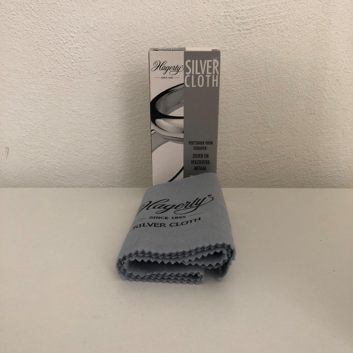 Hagerty Silver Cloth  White line