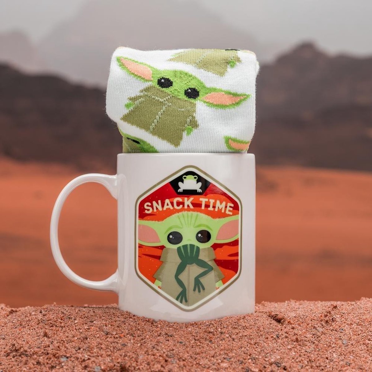 Star Wars the Mandalorian - The Child Mug and Socks Set