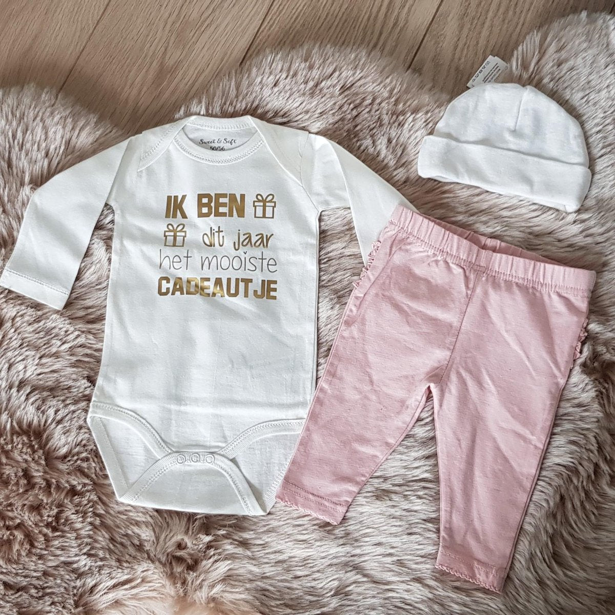 Baby cadeau geboorte meisje jongen set met tekst aanstaande zwanger kledingset pasgeboren unisex Bodysuit |  babykleding Huispakje | Kraamkado | Gift Set babyset kraamcadeau pakje babygeschenk babygeschenkset kraampakket