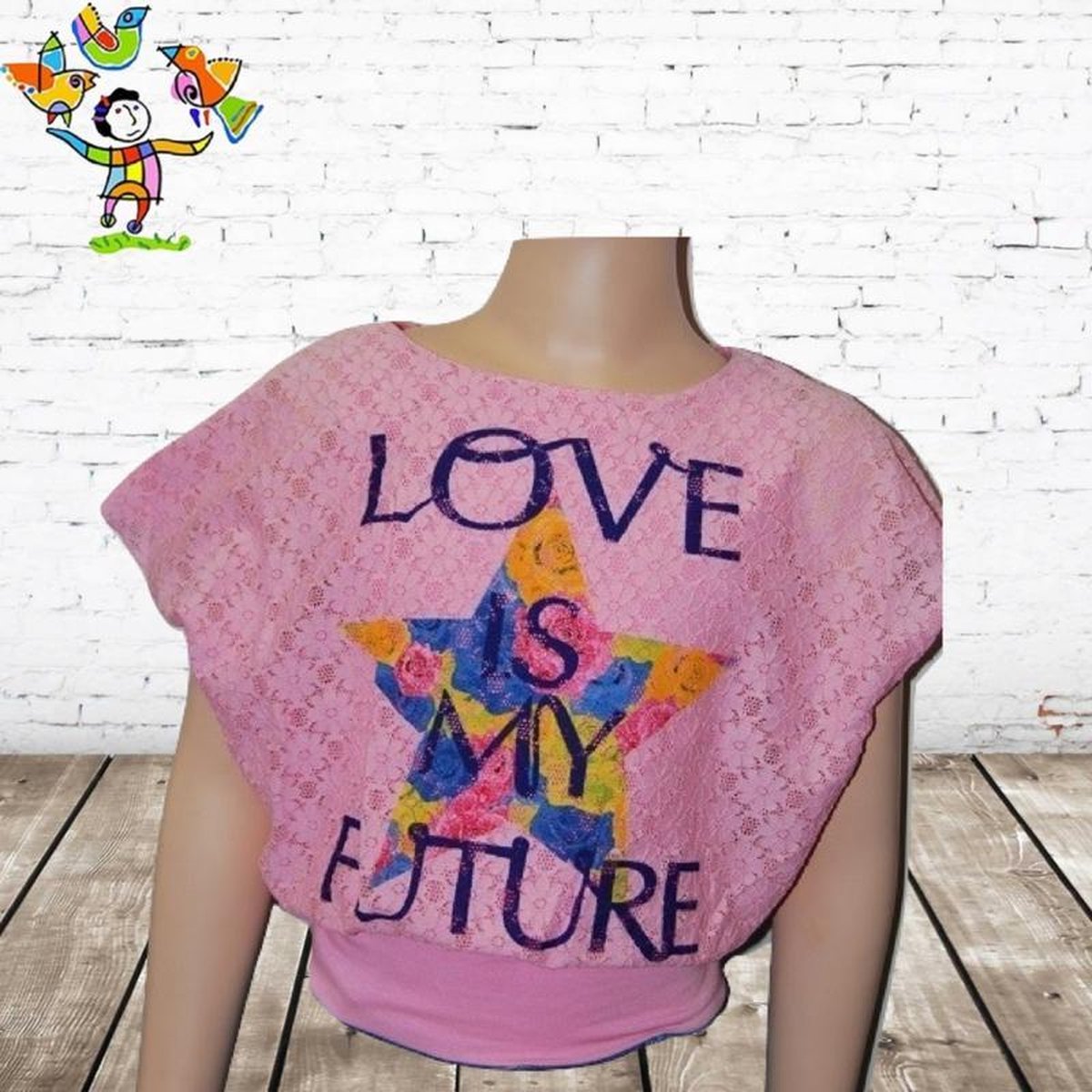 s&C Tshirt Love is the future roze 98/104
