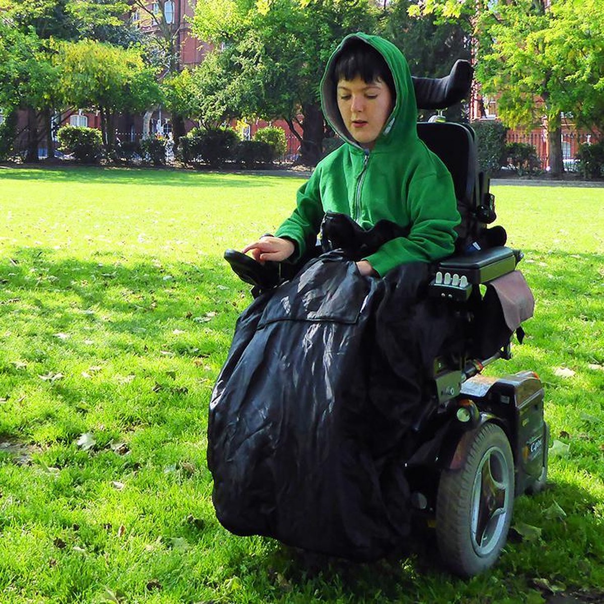 zwarte kids kinder Voetenzak rolstoeldeken rolstoel beenwarmer scootmobiel beenzak deken kinderbeenzak Wheelchair Cosy kids