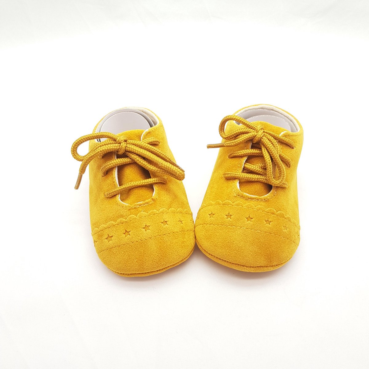 Baby schoen donker geel 11 cm	 Maat 18   0-11 maanden