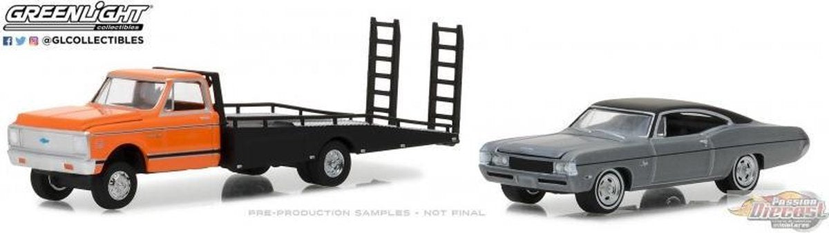Chevrolet C-30 RAMP TRUCK 1972 + CHEVROLET IMPALA SS 1968 1:64