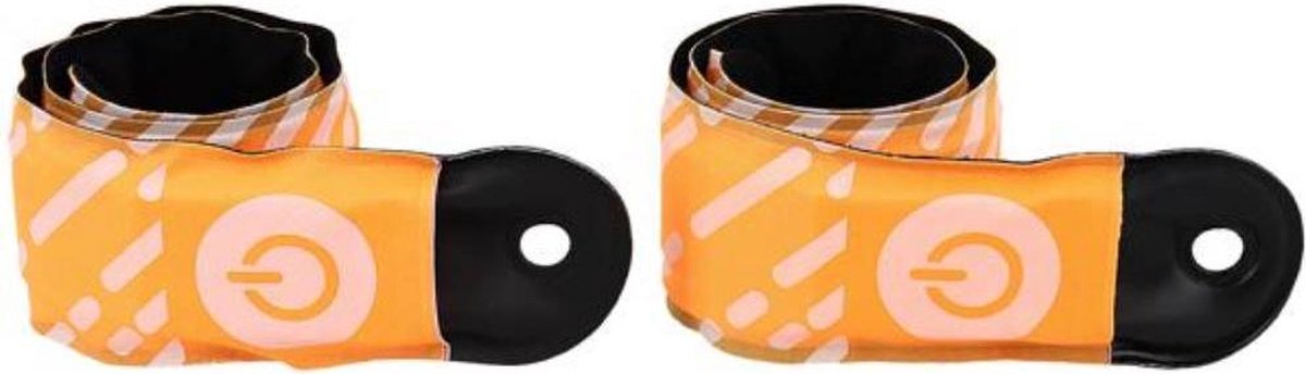 Reflecterende armband met clipsluiting opvallen tijdens wandelen hardlopen fietsen hond uitlaten