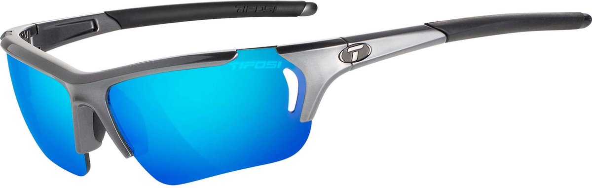 Tifosi bril Radius FC gunmet