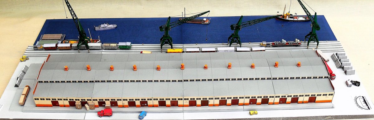 Haven kade diorama