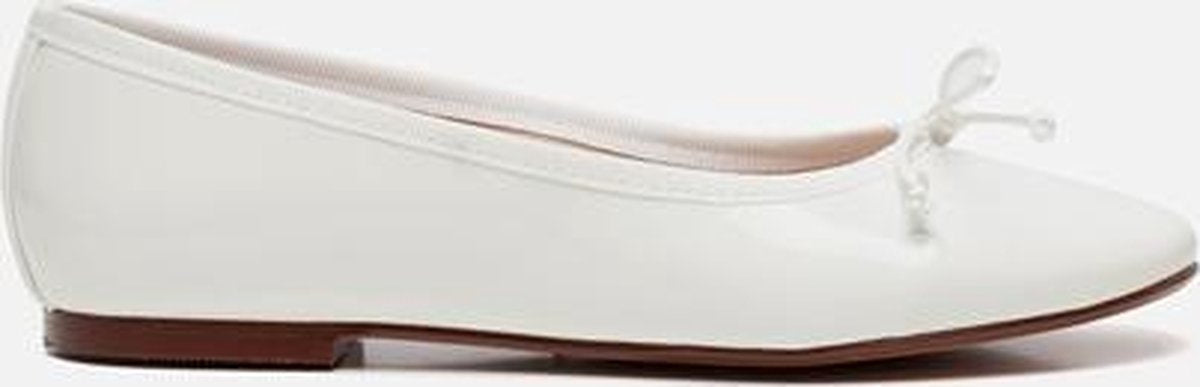 Giulia Ballerina's wit - Maat 42
