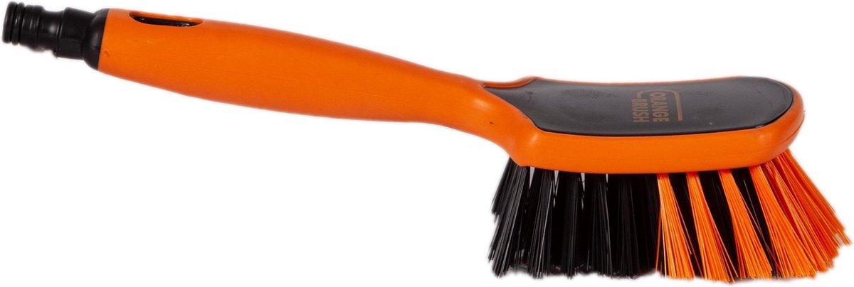 OrangeBrush- Schrobborstel - Waterdoorlatend -Gardena aansluiting - Gemaakt van gerecycled kunststof - OB21102