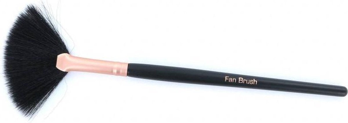 Royal Fan Brush