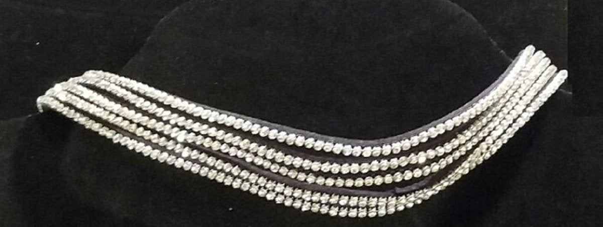 halsband met strass strengen
