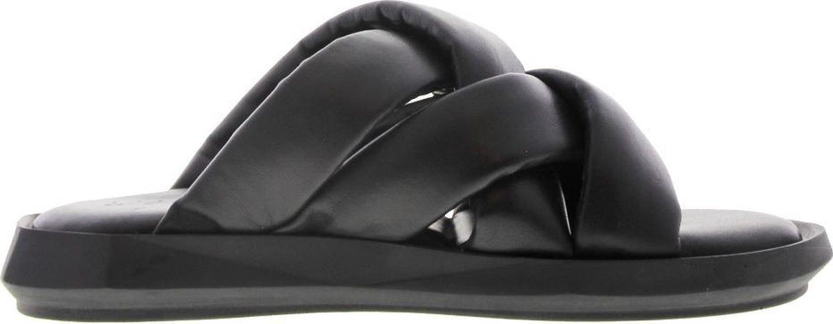 Tango | Pepper 1-a black puffy leather sandal - black sole | Maat: 39