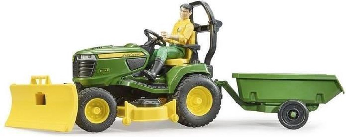 John Deere zitmaaier met aanhanger en tuinman van Bruder
