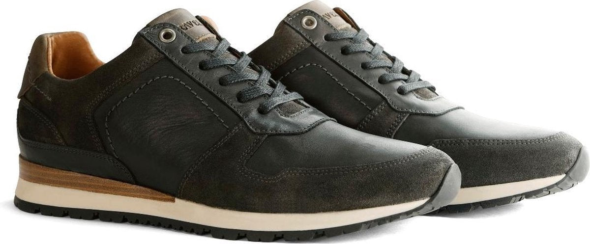 Travelin' Welton - Sportieve Leren Herensneaker - Donker Grijs Zwart Leer - Maat 40
