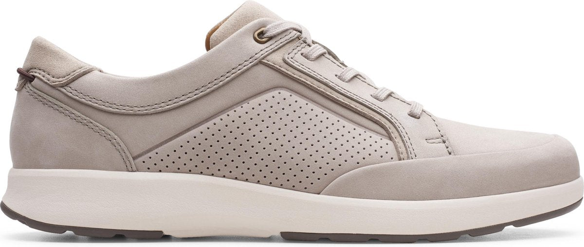 Clarks Un Trail Form Heren Sneakers - Stone Nubuck - Maat 40
