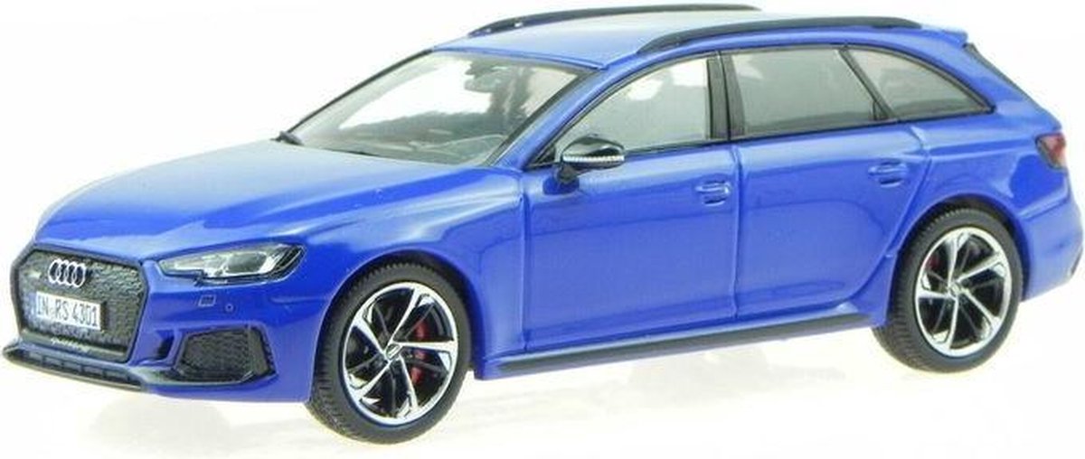 Audi RS 4 Avant - 1:43 - Spark