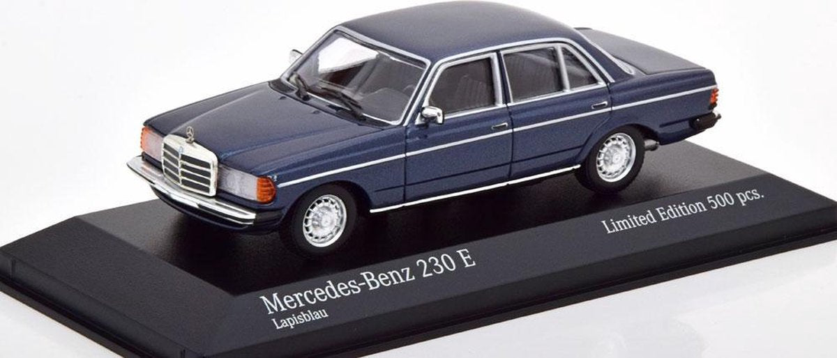 Mercedes-Benz 230E ( W123 ) 1982 Limousine Blauw Metallic 1-43 Minichamps Limited 500 Pieces