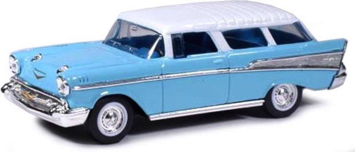 LUCKY/ROAD LEGEND CHEVROLET NOMAD 1957 schaalmodel 1:24