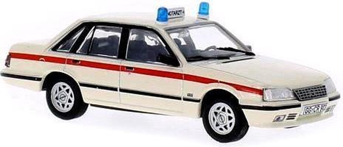 ATLAS Opel SENATOR A2 NOTARZT 1982 schaalmodel 1:43