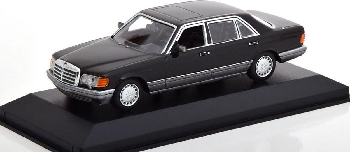 Mercedes-Benz 560 SEL ( W126) 1990 Zwart 1-43 Maxichamps