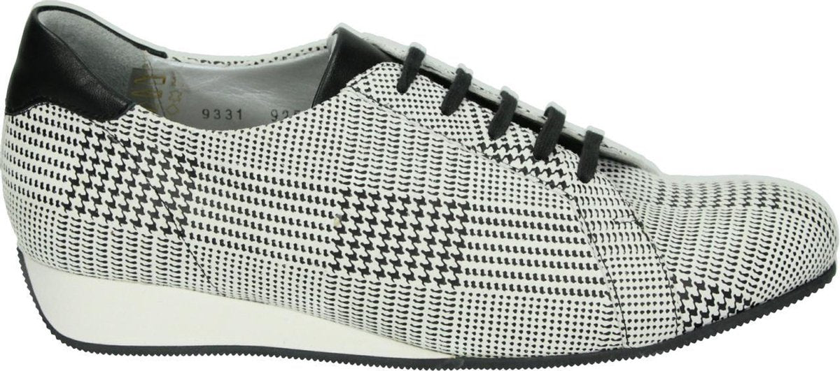 Verhulst 9331B-18-104 - Volwassenen Dames veterschoenen - Kleur: Wit/beige - Maat: 40.5