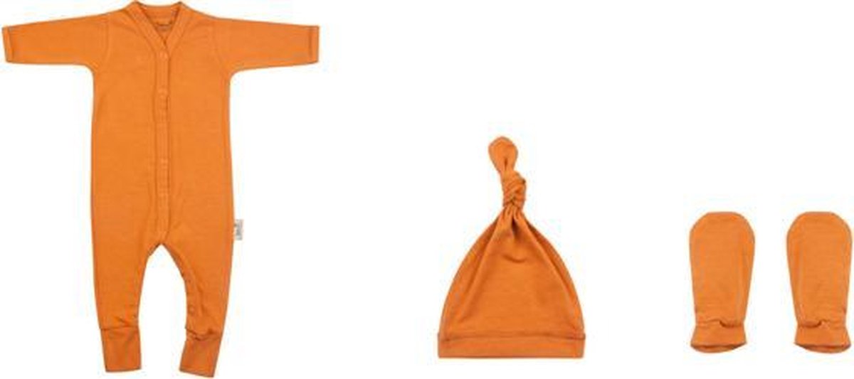 Timboo newborn set 50/56 - Pyjama - Mutsje - Anti Krabwantjes - Kraamcadeau - Gift set - Heerlijk zacht - Inca rust - Roestkleur