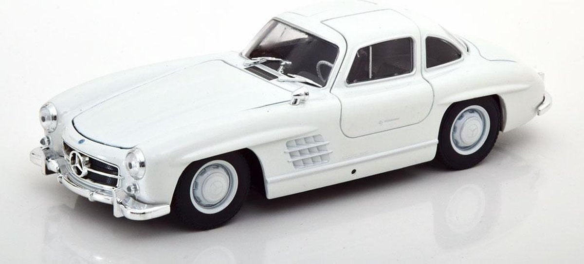 Mercedes-Benz 300 SL "Gullwing" 1955 Wit 1-24 Welly