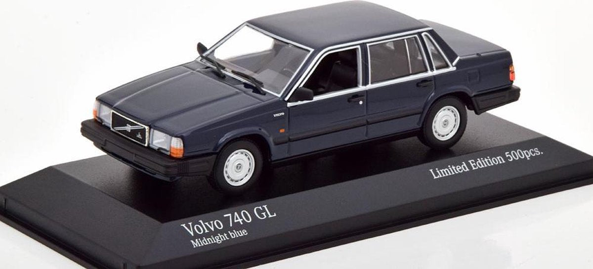 Volvo 740 GL 1986 Blauw 1-43 Minichamps Limited 500 Pieces