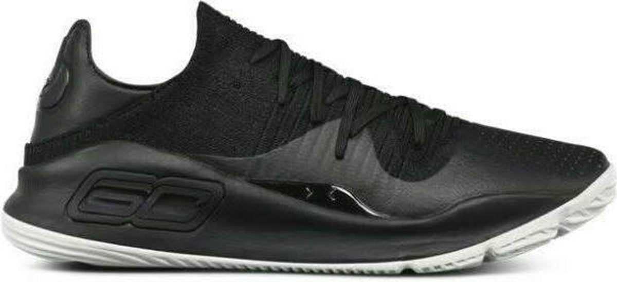Under Armour Curry 4 Low - Sportschoenen - Zwart - Maat 42