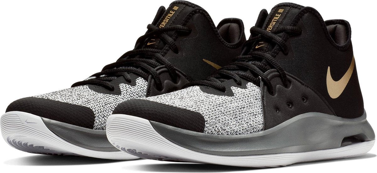 Nike Air Versitile III Basketbalschoenen Heren Sportschoenen - Maat 44 - Mannen - zwart/grijs